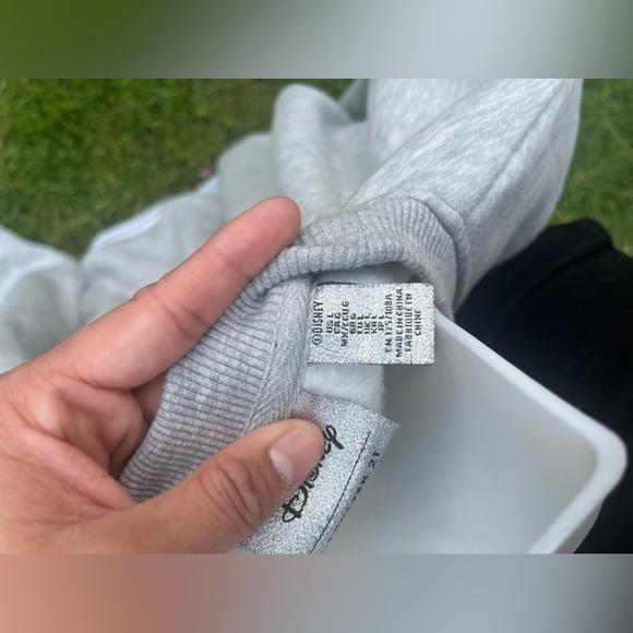 Mens Donald Duck Crewneck - Picture 5 of 5